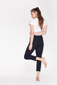 Yoga Pants Loose Soft Black von Yoiqi