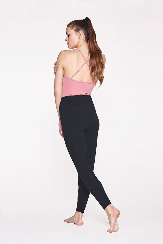 Yoga Slim Pants Soft Black von Yoiqi hinten